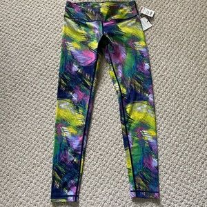 2 leggings one BNW 90 degree size Small and the other like new Danskin size XS